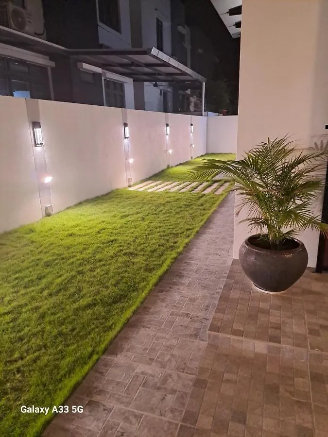 Holiday home Varnen Cozy Haven - Evcharger Bukit Mertajam Malaysia